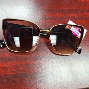 Piranha Eyewear Rachel Oversized Cat Eye Sunglasses For Women